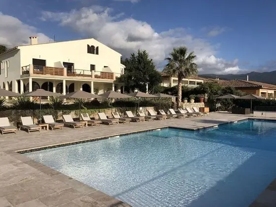 Kallisté Hôtel & Résidence - Dış Mekan