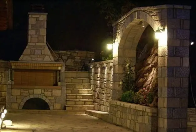 Kaloneri Rooms - Dış Mekanlar