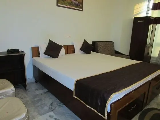 Kalpataru Guest House - Oda