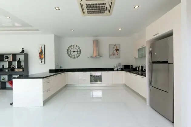 Kamala Contemporary 3 Bedrooms Pool Villa - Mutfak