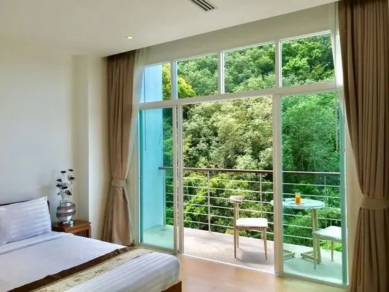 The Kamala Falls Residence - Oda