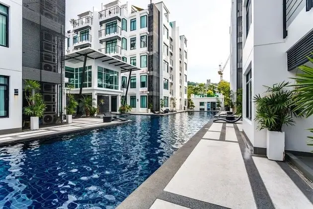 Kamala Regent by Lofty