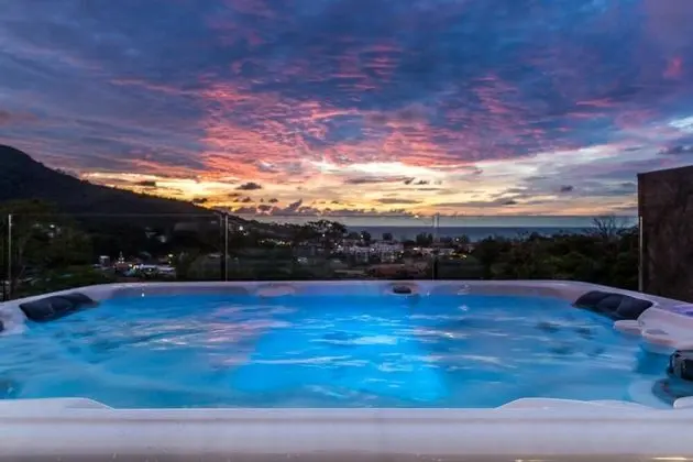 Kamala Sea View Villa With Private Pool and Rooftop Jacuzzi - Oda