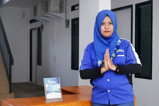 Kamar Keluarga Haji Peeng Syariah - Lobi