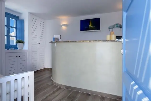 Kamares Apartments - Lobi