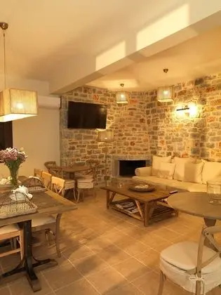 Kamares Villa - Lobi