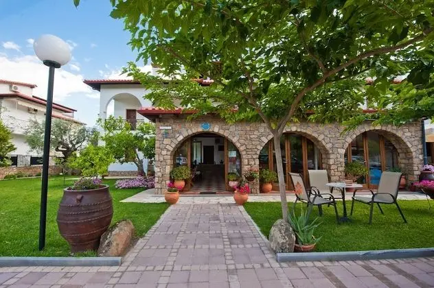 Kamares House Apartments & Studios - Dış Mekan