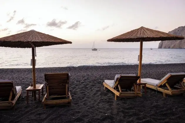 Kamari Beach Hotel - Dış Mekan