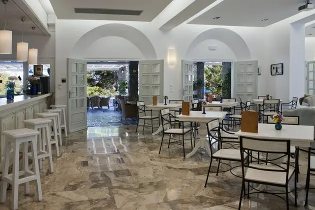 Kamari Hotel - Yeme / İçme