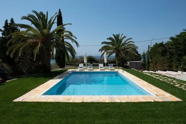 Kamariyo Athens Riviera. - Havuz