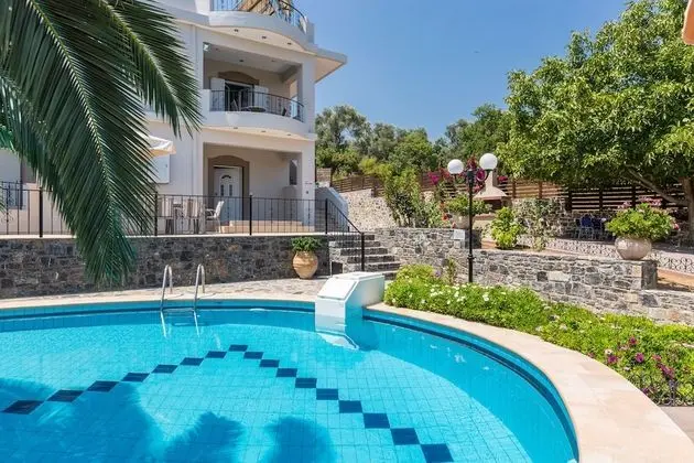 Kamelia Apartments