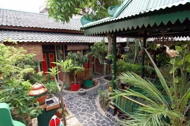 Kampoeng Djawa Guesthouse - Dış Mekan