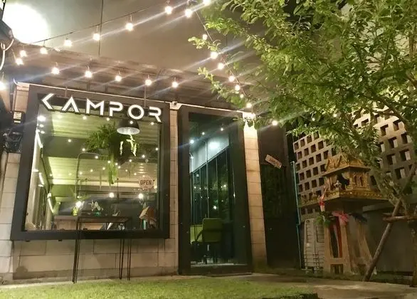 Kampor Co Working Space and Bed