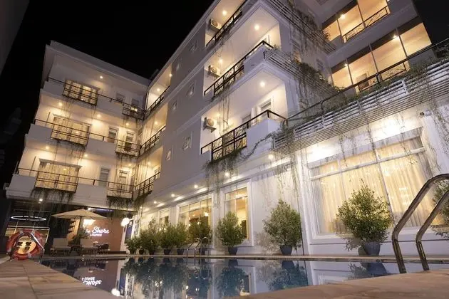 Kampot RiverInn Boutique Hotel - Havuz