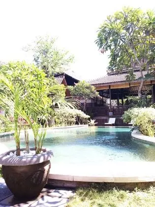 KAMPUNG CENIK