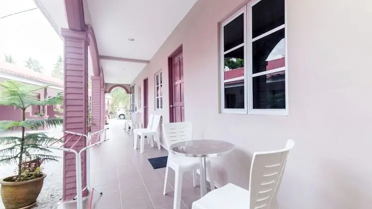Kampung Guest House - Dış Mekan