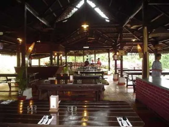 Kampung Tok Senik Resort Langkawi - Yeme / İçme
