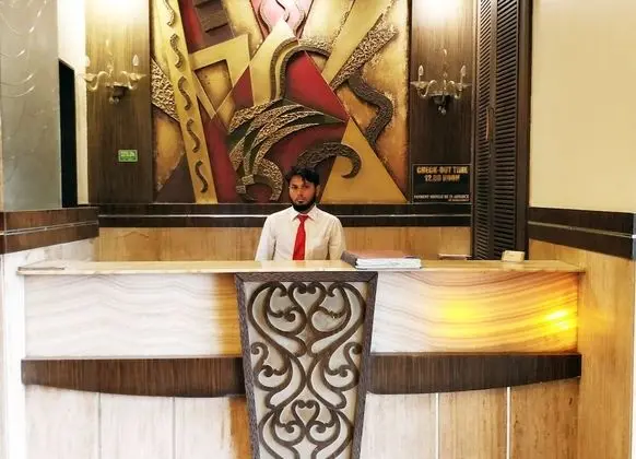 Hotel Kamran Residency - Lobi