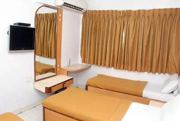 Hotel Kamran Residency - Oda
