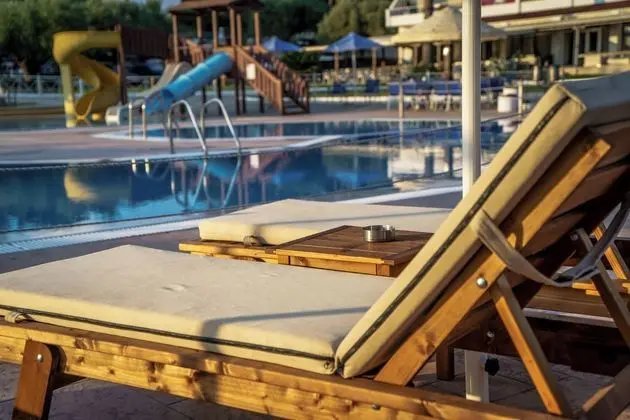 Hotel Kanali - Dış Mekan