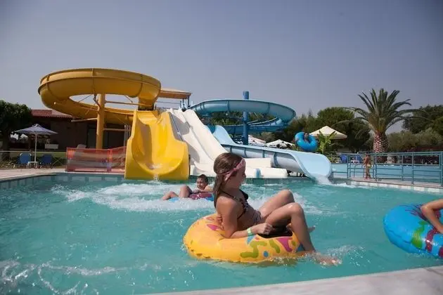 Hotel Kanali - Havuz