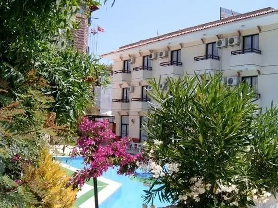 Kanarya Otel