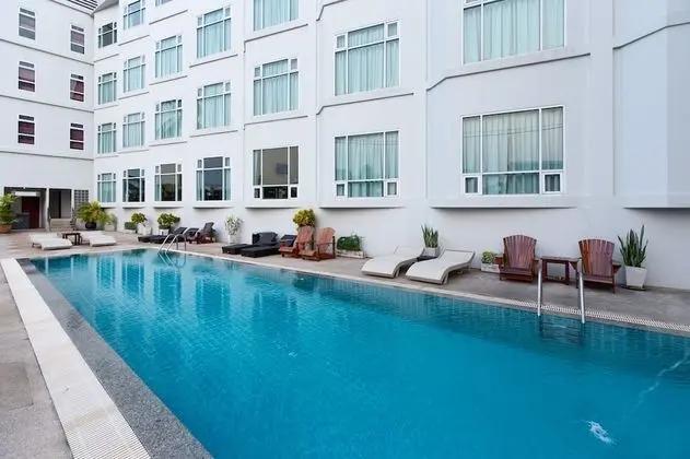 Kanchanaburi City Hotel - Havuz