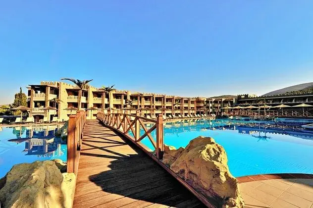 Kandia's Castle Hotel Resort & Thalasso - Dış Mekan