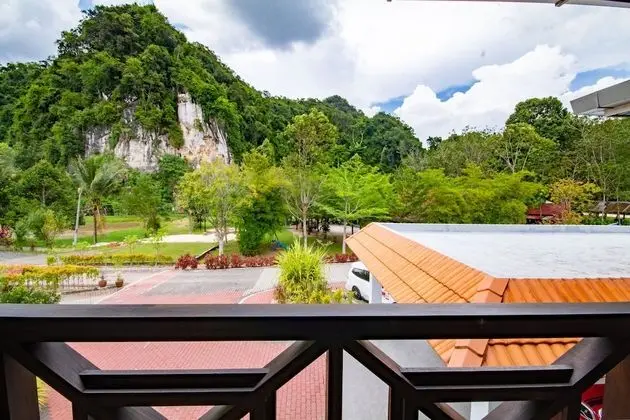 The Kandu Resort