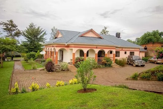 Kanfi Hotel