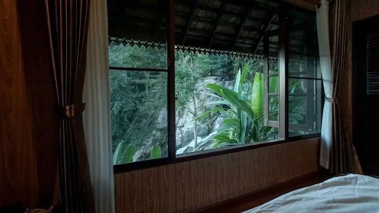 Kangsadarn Resort & Waterfall - Oda
