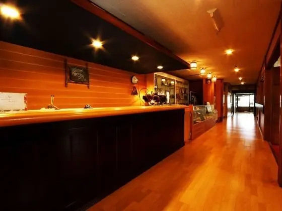 Kannabe Highland Hotel - Lobi