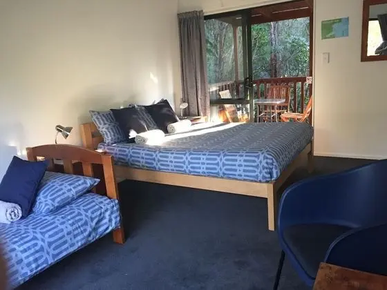 Kanuka Ridge Lodge and Backpackers - Oda