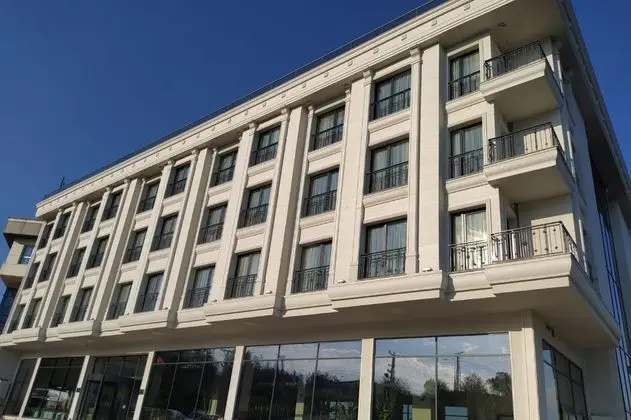 Kanyonvadi Hotel