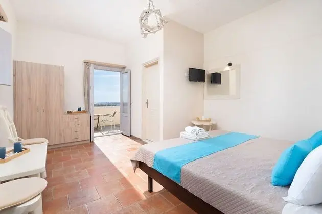 Kapeli Suites