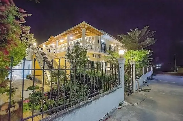 Kapetanios Studios - Öne Çıkan Resim