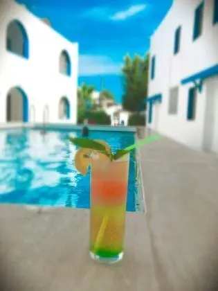bar