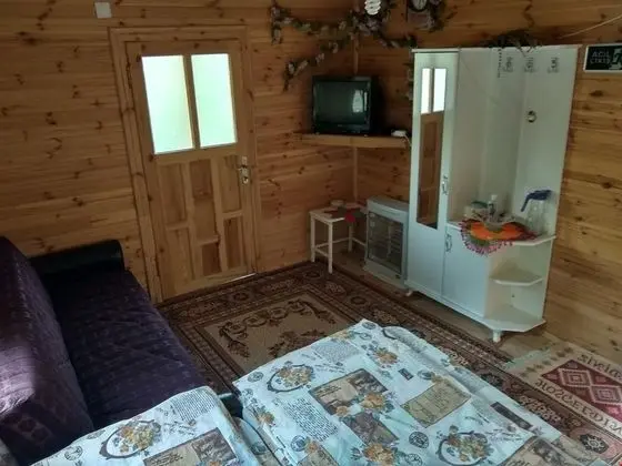 Kapuzbaşı Şelalesi Baştürk Dinlenme Tesisi - Oda Düzeni