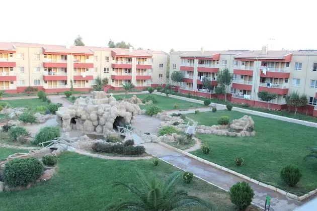 Karaali Kaplıca ve Otel Tesisleri
