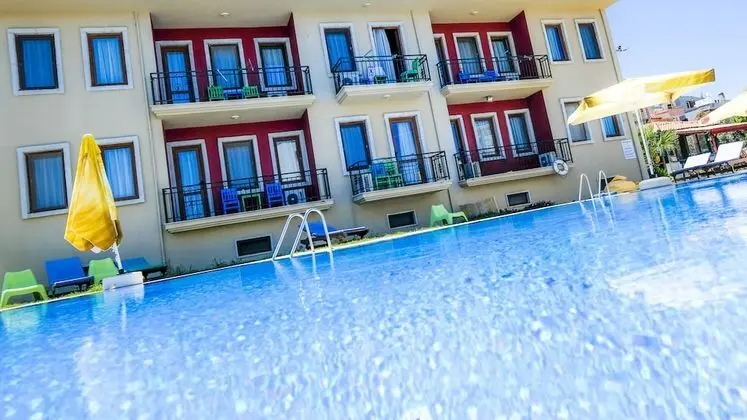 Karaburun Konak Hotel
