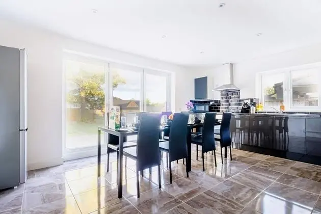 Karah Suites - Bristol Filton - İç Mekan