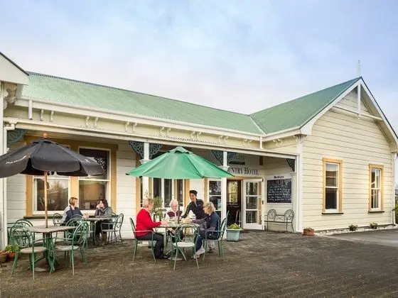 Karamea Village Hotel - Yerinde Yemek