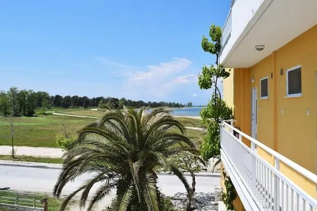 Karayiannis Hotel