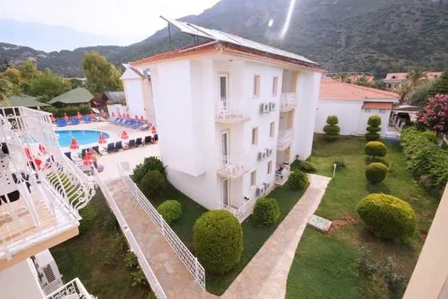 Karbel Beach Hotel - Havuz