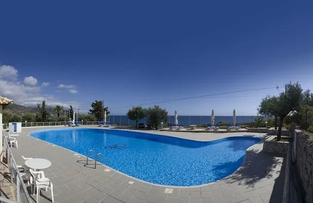 Kardamili Beach Hotel