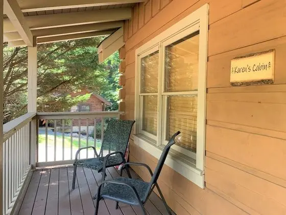 Karen's Cabin