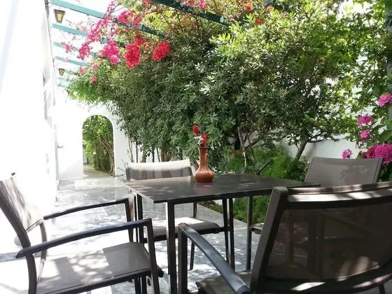 Karis Hotel - Dış Mekan