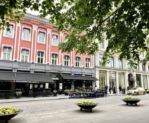 Karl Johans gate 35 - 1