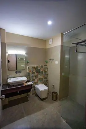 Hotel Karma Residency - Banyo Tipleri