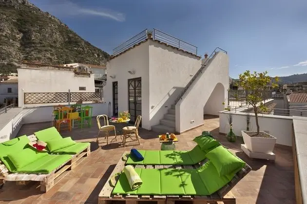 Karme House